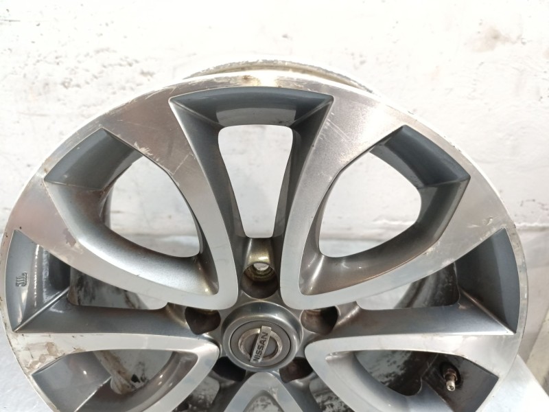 Recambio de llanta para nissan pulsar hatchback (c13) 1.5 dci referencia OEM IAM   