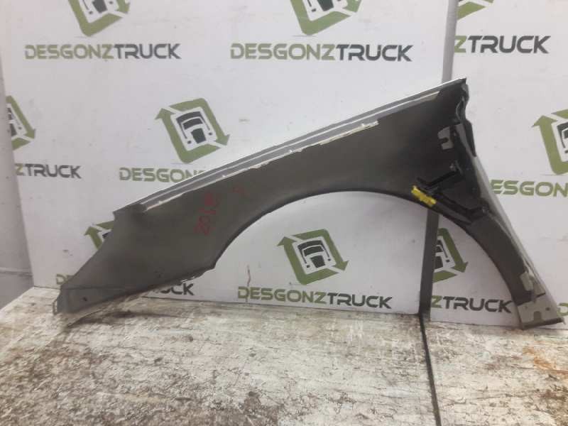 Recambio de aleta delantera derecha para peugeot 407 st sport referencia OEM IAM   