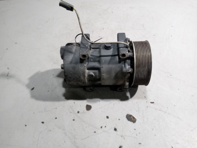 Recambio de compresor aire acondicionado para renault midlum referencia OEM IAM 7420941036 20941036 
