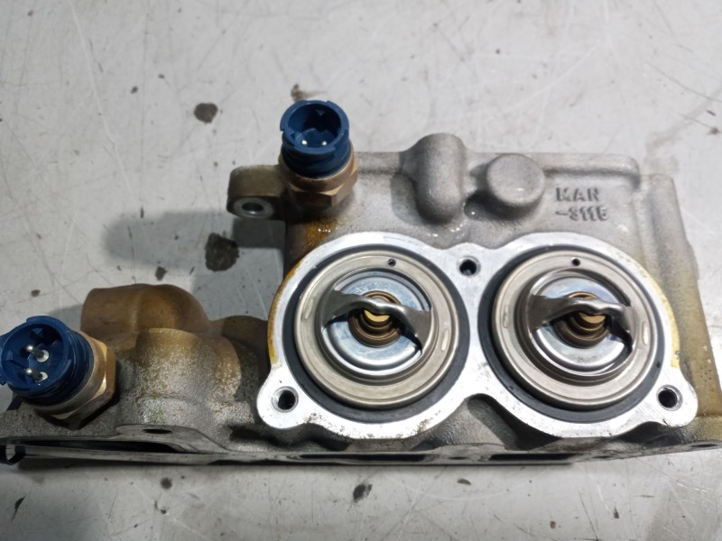 Recambio de cuerpo termostato para man tgx 18.xxx fg / 4x2 bl xl referencia OEM IAM 51064040129  