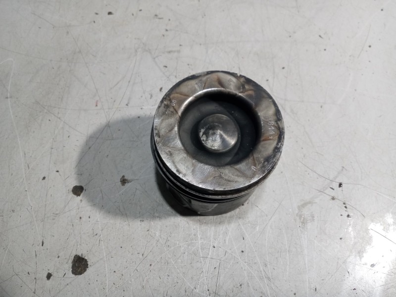 Recambio de piston para renault midlum referencia OEM IAM 7485126579  