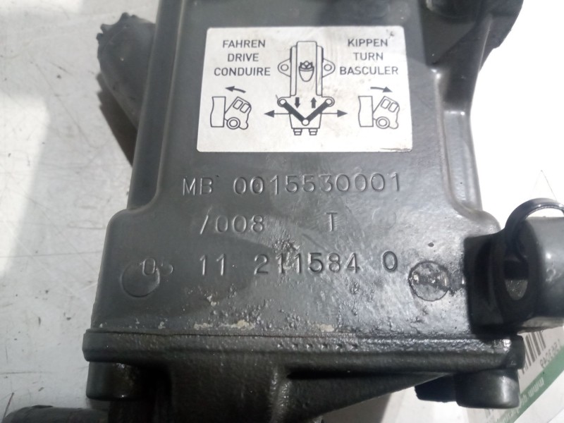 Recambio de bomba elevacion cabina para mercedes trucks econic referencia OEM IAM 0015530001  