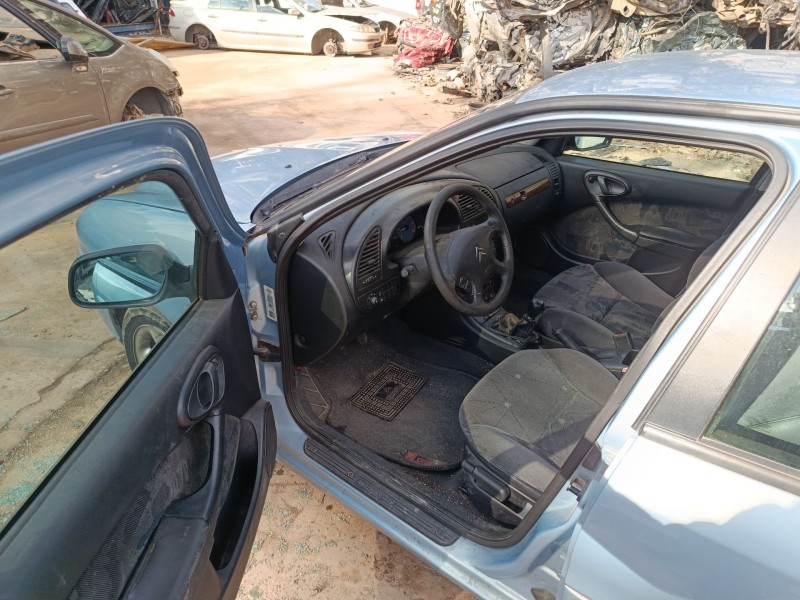 citroën xsara berlina del año 2001