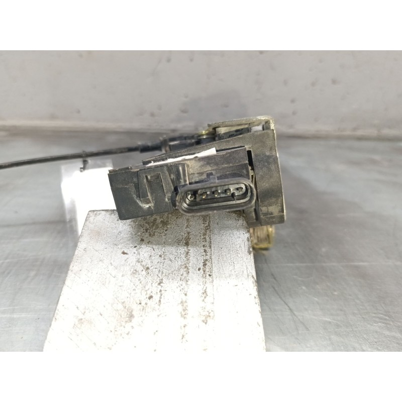 Recambio de cerradura puerta trasera izquierda para mercedes-benz clase m (w163) ml 320 (163.154) referencia OEM IAM a1637301036