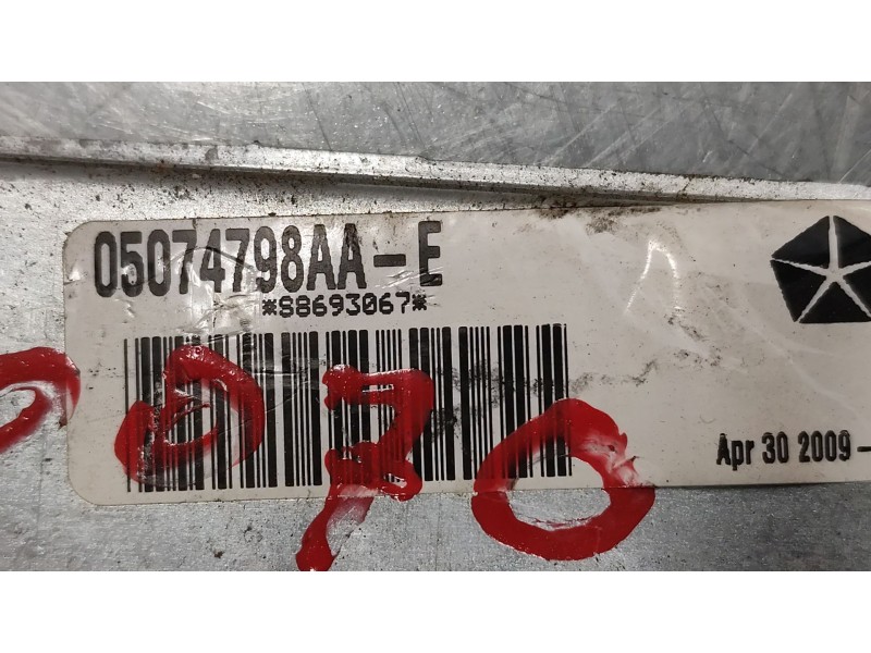 Recambio de elevalunas delantero derecho para dodge caliber s referencia OEM IAM 05074798aa  