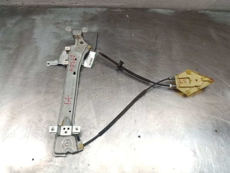 Recambio de elevalunas trasero izquierdo para renault megane iii berlina 5 p business referencia OEM IAM 827210003r  