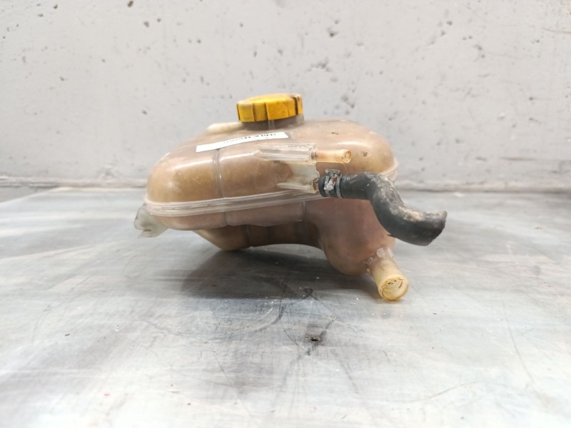 Recambio de deposito expansion para opel astra gtc 1.9 cdti referencia OEM IAM   