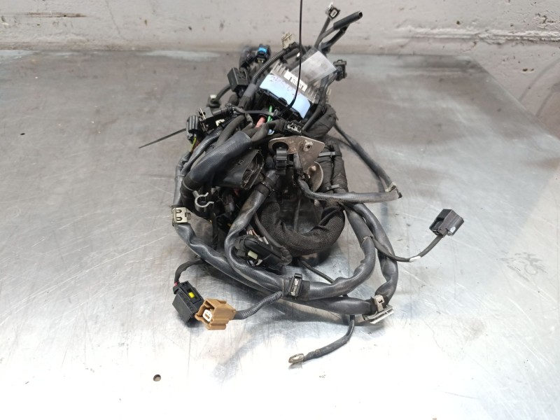 Recambio de cableado motor para infiniti q30 1.5 d referencia OEM IAM 110678071r  