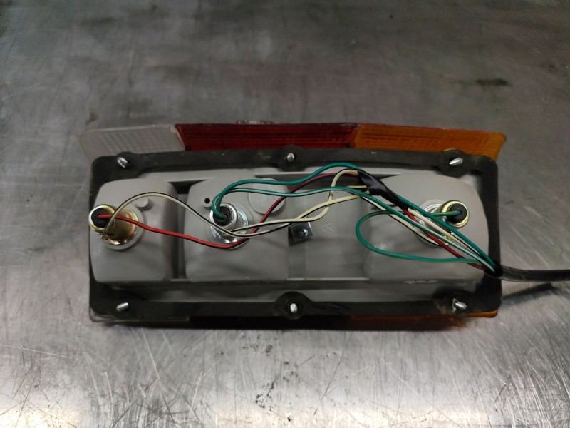 Recambio de piloto trasero derecho para nissan patrol (k/w160) familiar (w160) referencia OEM IAM 4276062  