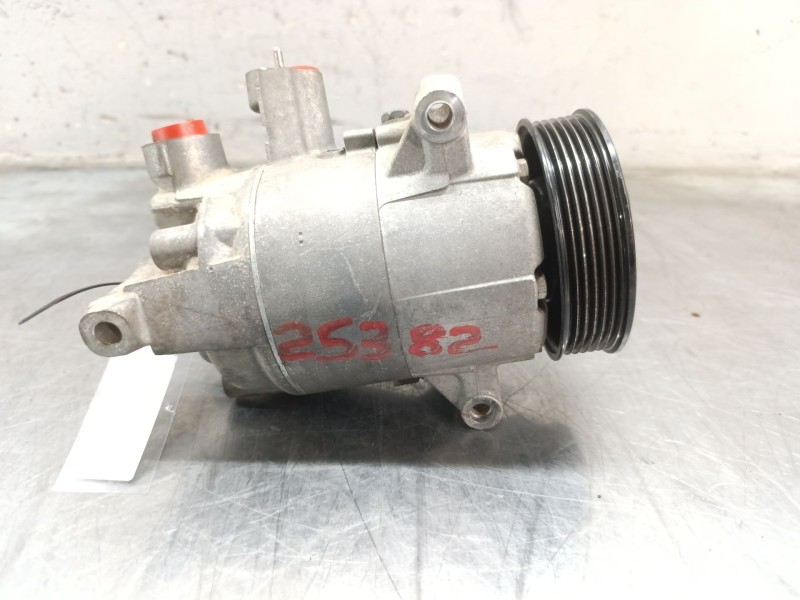 Recambio de compresor aire acondicionado para volkswagen golf vi (5k1) 2.0 tdi referencia OEM IAM 5K0820803H  