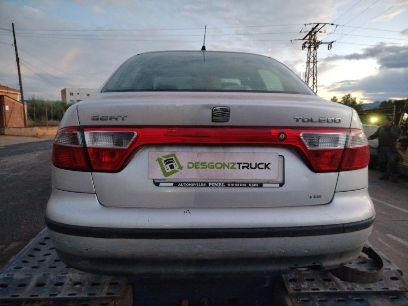 seat toledo (1m2) del año 2004