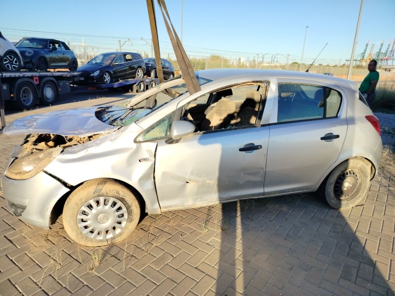 opel corsa d (s07) del año 2010