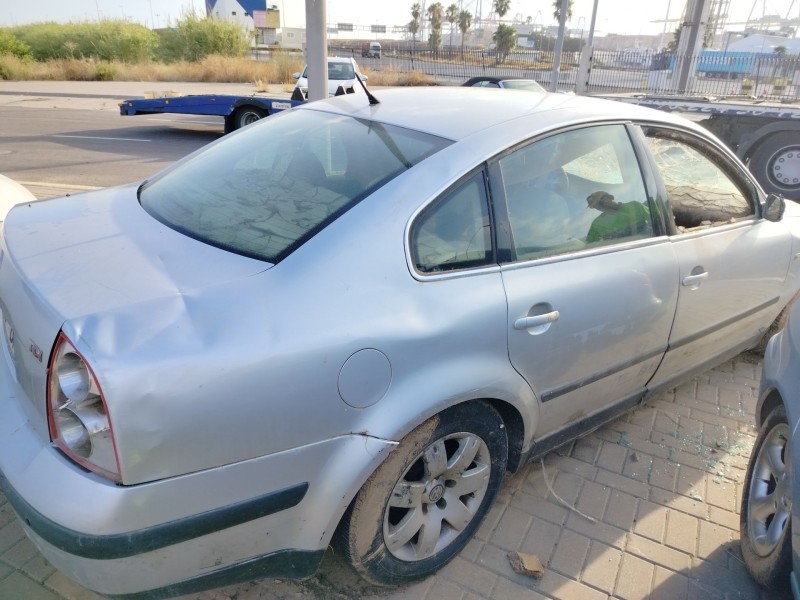 volkswagen passat berlina (3b3) del año 2001