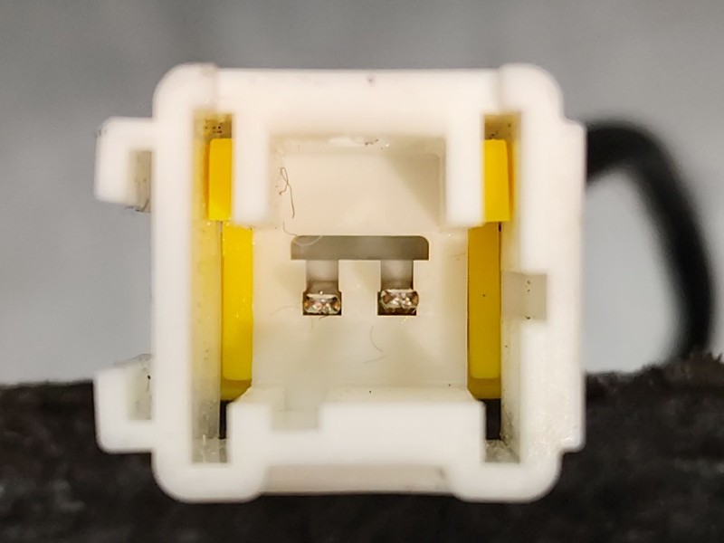 Recambio de enganche de cinturon delantero izquierdo para citroën c4 lim. business referencia OEM IAM 902510ab  