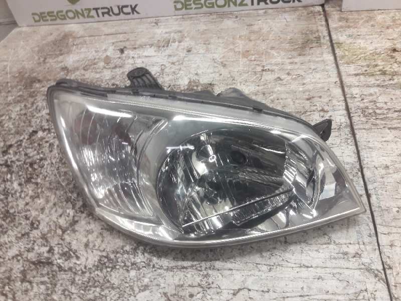 Recambio de faro derecho para hyundai getz (tb) 1.1 básico referencia OEM IAM 921021CXXX  
