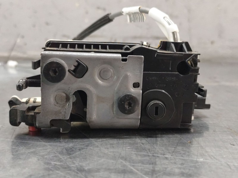 Recambio de cerradura puerta trasera derecha para citroën c4 lim. business referencia OEM IAM 9804762080  