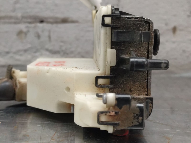 Recambio de cerradura puerta trasera derecha para citroën c4 lim. business referencia OEM IAM 9804762080  