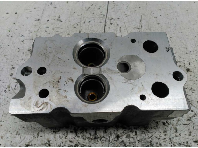 Recambio de culata para . renault dg320.26 referencia OEM IAM 908086 VM81A VM843A