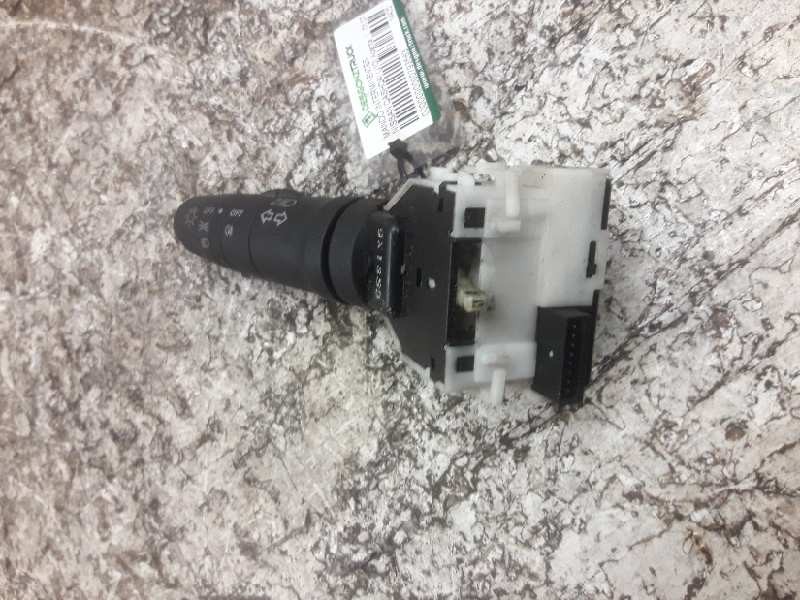 Recambio de mando intermitentes para nissan qashqai (j10) acenta referencia OEM IAM 14425 8 PINS 