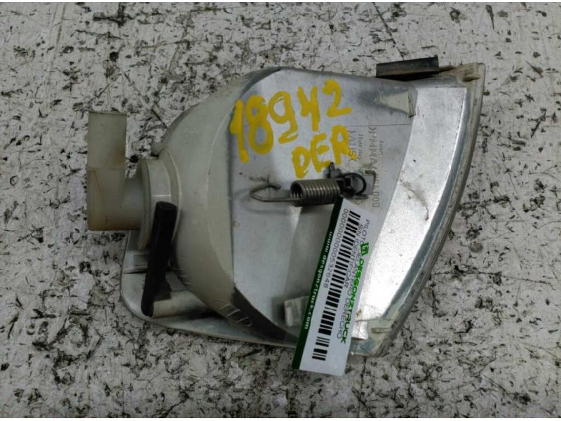 Recambio de piloto delantero derecho para . renault dg320.26 referencia OEM IAM  BLANCO 