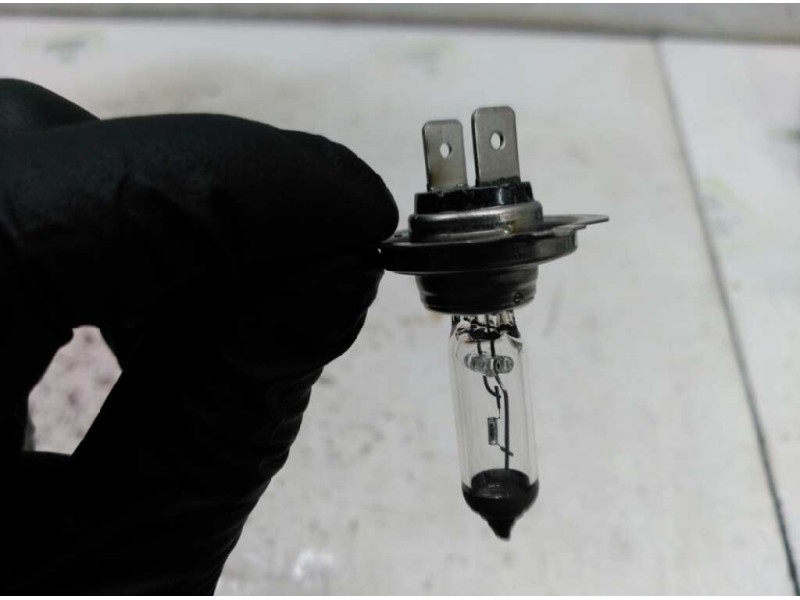 Recambio de bombillas para . renault dg320.26 referencia OEM IAM  HELLA H7 U 12V 55W 
