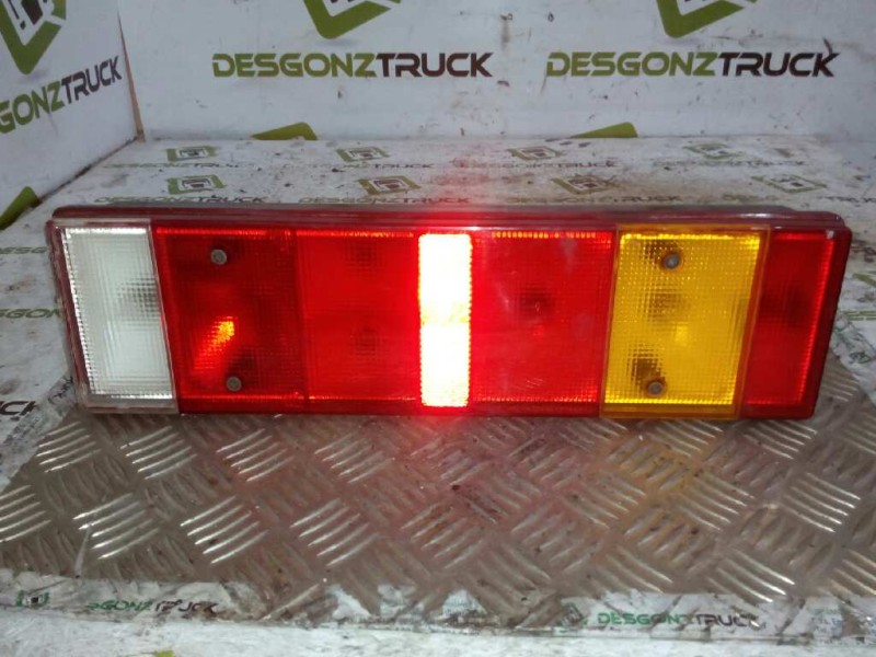 Recambio de piloto trasero izquierdo para . renault dg320.26 referencia OEM IAM  PILOTO UNIVERSAL CAMION 