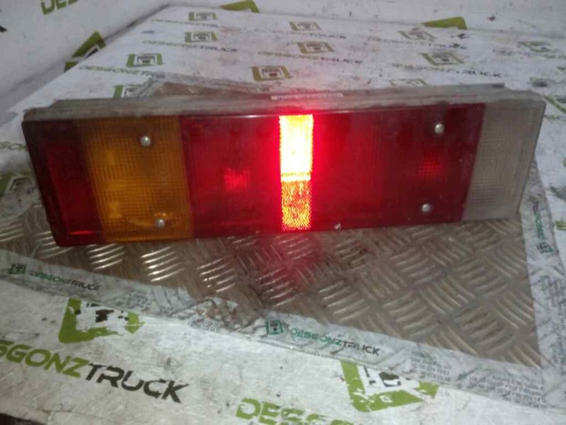 Recambio de piloto trasero derecho para . renault dg320.26 referencia OEM IAM  PILOTO UNIVERSAL CAMION 