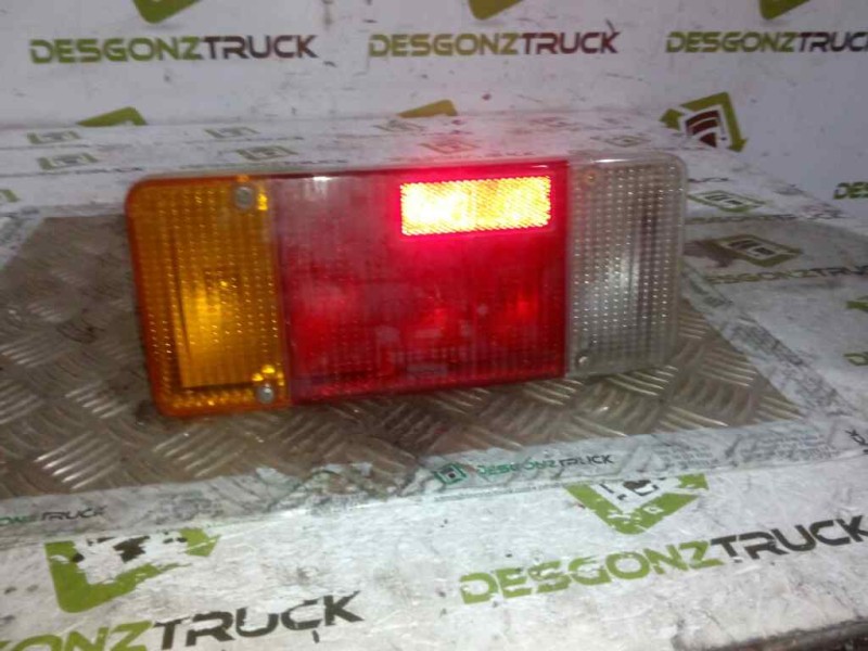 Recambio de piloto trasero izquierdo para . renault dg320.26 referencia OEM IAM  PILOTO UNIVERSAL CAMION 