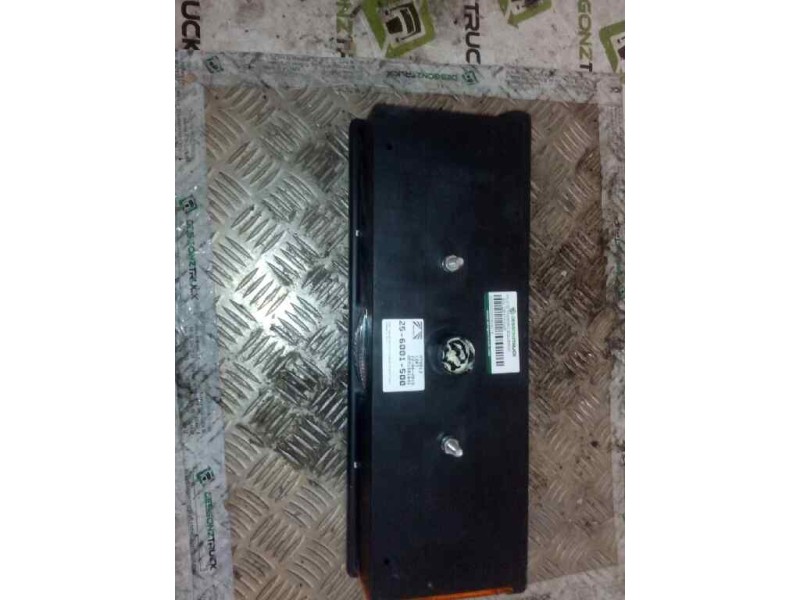 Recambio de piloto trasero izquierdo para . renault dg320.26 referencia OEM IAM  PILOTO UNIVERSAL CAMION PILOTO PLATAFORMA