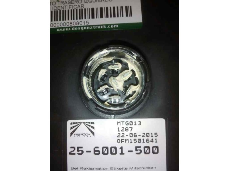 Recambio de piloto trasero izquierdo para . renault dg320.26 referencia OEM IAM  PILOTO UNIVERSAL CAMION PILOTO PLATAFORMA