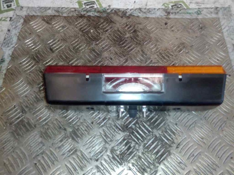 Recambio de piloto trasero derecho para . renault dg320.26 referencia OEM IAM  PILOTO UNIVERSAL CAMION 