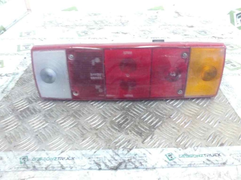 Recambio de piloto trasero derecho para . renault dg320.26 referencia OEM IAM  PILOTO UNIVERSAL CAMION 