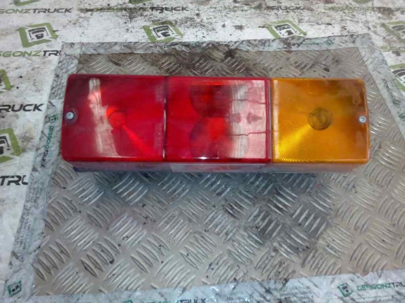 Recambio de piloto trasero derecho para . renault dg320.26 referencia OEM IAM  PILOTO UNIVERSAL CAMION 