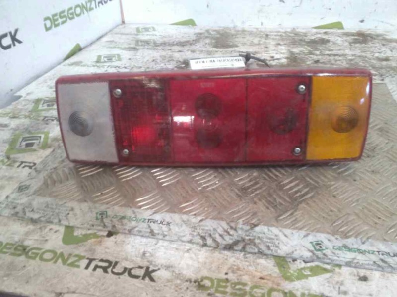 Recambio de piloto trasero derecho para . renault dg320.26 referencia OEM IAM  PILOTO UNIVERSAL CAMION 