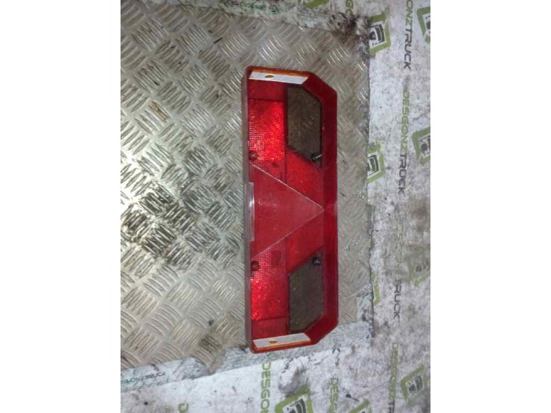 Recambio de piloto trasero izquierdo para . renault dg320.26 referencia OEM IAM  TULIPA IZQUIERDA PILOTO UNIVERSAL CAMION