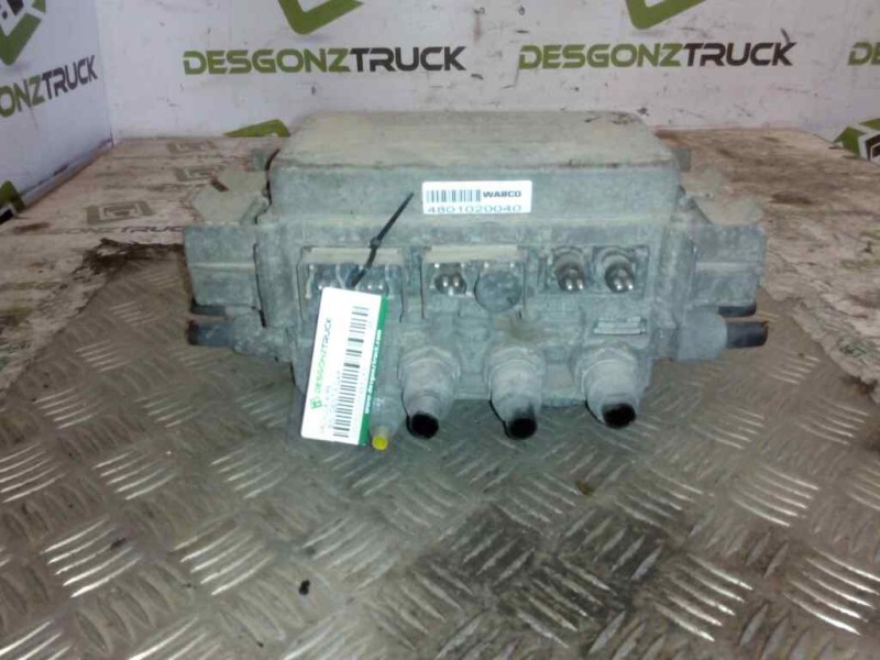 Recambio de valvula aire para . renault dg320.26 referencia OEM IAM 4801020040  VALVULA EBS REMOLQUE