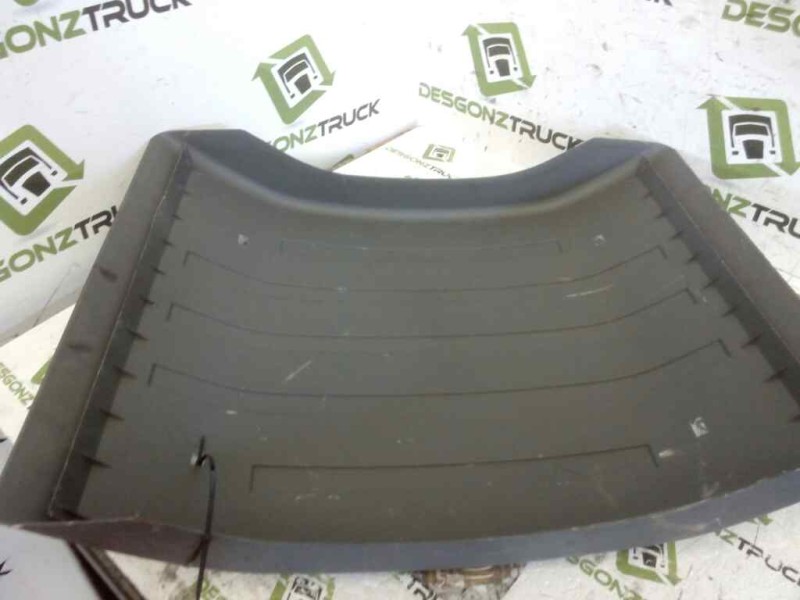 Recambio de tapa guardabarros trasero para . renault dg320.26 referencia OEM IAM   