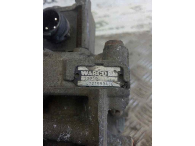 Recambio de valvula aire para . renault dg320.26 referencia OEM IAM 4721950410 4005000450 VALVULA MODULADOR ABS