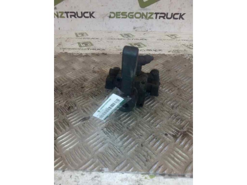 Recambio de valvula aire para . renault dg320.26 referencia OEM IAM 338051001  MANDO ELEVADOR SUSPENSION NEUMATICA