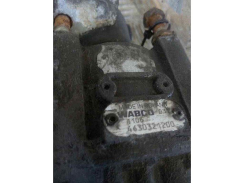 Recambio de valvula aire para . renault dg320.26 referencia OEM IAM 4630321200  VALVULA CONTROL DE ALTURA