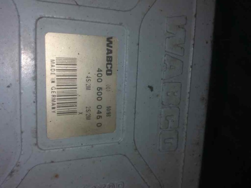 Recambio de valvula aire para . renault dg320.26 referencia OEM IAM 4461080450 400500450 VALVULA MODULADOR ABS