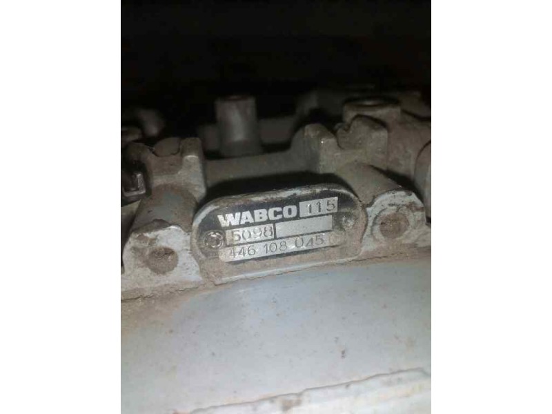 Recambio de valvula aire para . renault dg320.26 referencia OEM IAM 4461080450 400500450 VALVULA MODULADOR ABS