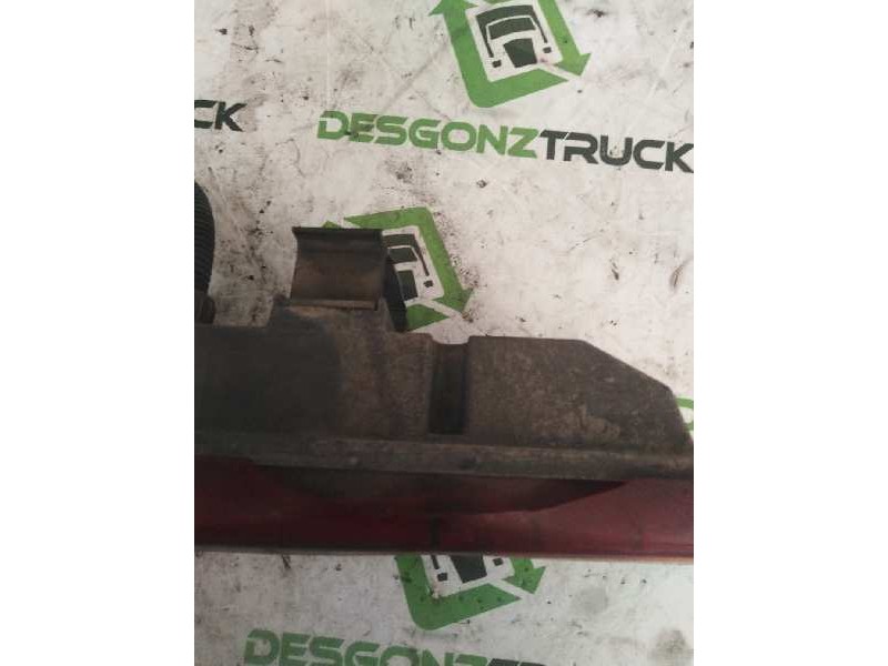 Recambio de piloto trasero derecho para . renault dg320.26 referencia OEM IAM  PILOTO UNIVERSAL CAMION 