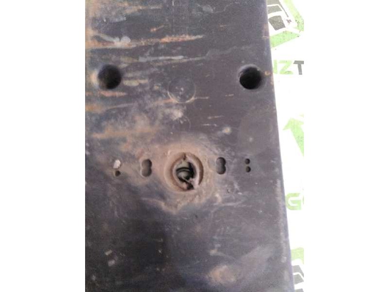 Recambio de piloto trasero izquierdo para . renault dg320.26 referencia OEM IAM  PILOTO TRASERO DERECHO PILOTO UNIVERSAL CAMION