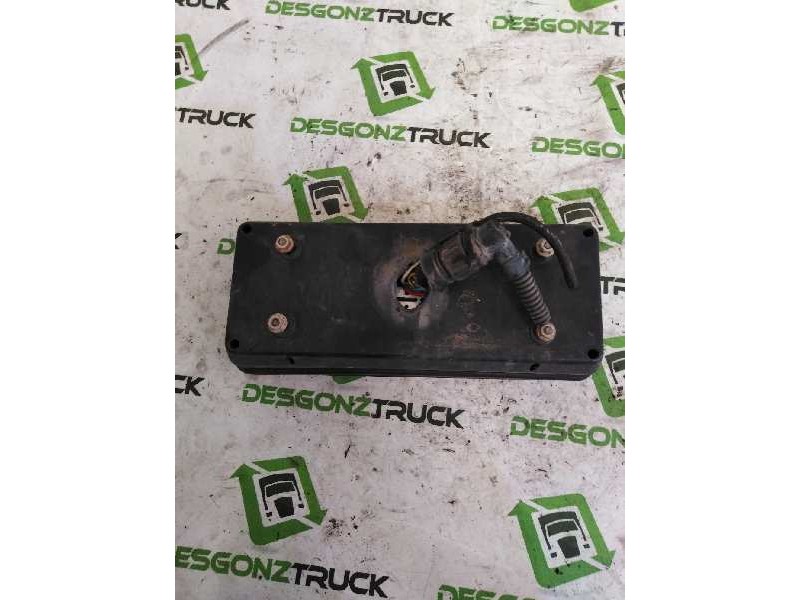 Recambio de piloto trasero derecho para . renault dg320.26 referencia OEM IAM   PILOTO UNIVERSAL CAMION