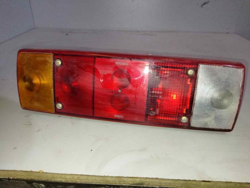 Recambio de piloto trasero derecho para . renault dg320.26 referencia OEM IAM  PILOTO UNIVERSAL CAMION 