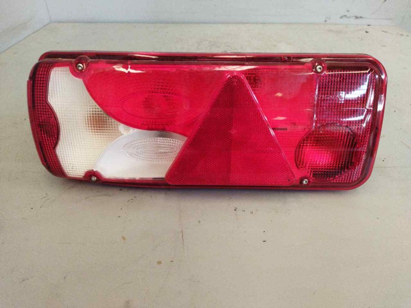 Recambio de piloto trasero izquierdo para . renault dg320.26 referencia OEM IAM  PILOTO UNIVERSAL CAMION PILOTO PLATAFORMA