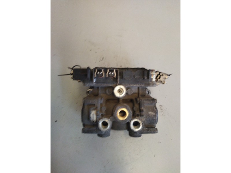 Recambio de valvula aire para . renault dg320.26 referencia OEM IAM 4005000700  MODULADOR ABS REMOLQUE