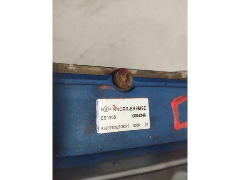 Recambio de valvula aire para . renault dg320.26 referencia OEM IAM K004246 ES1305 VALVULA ABS