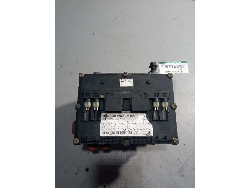 Recambio de valvula aire para . renault dg320.26 referencia OEM IAM ES2053 II39782100 VALVULA EBS TRAILER